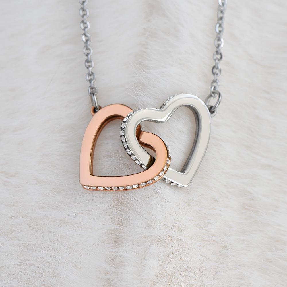 Personalized Interlocking Hearts Necklace with Custom Message Card – A Meaningful Gift for the Woman You Love