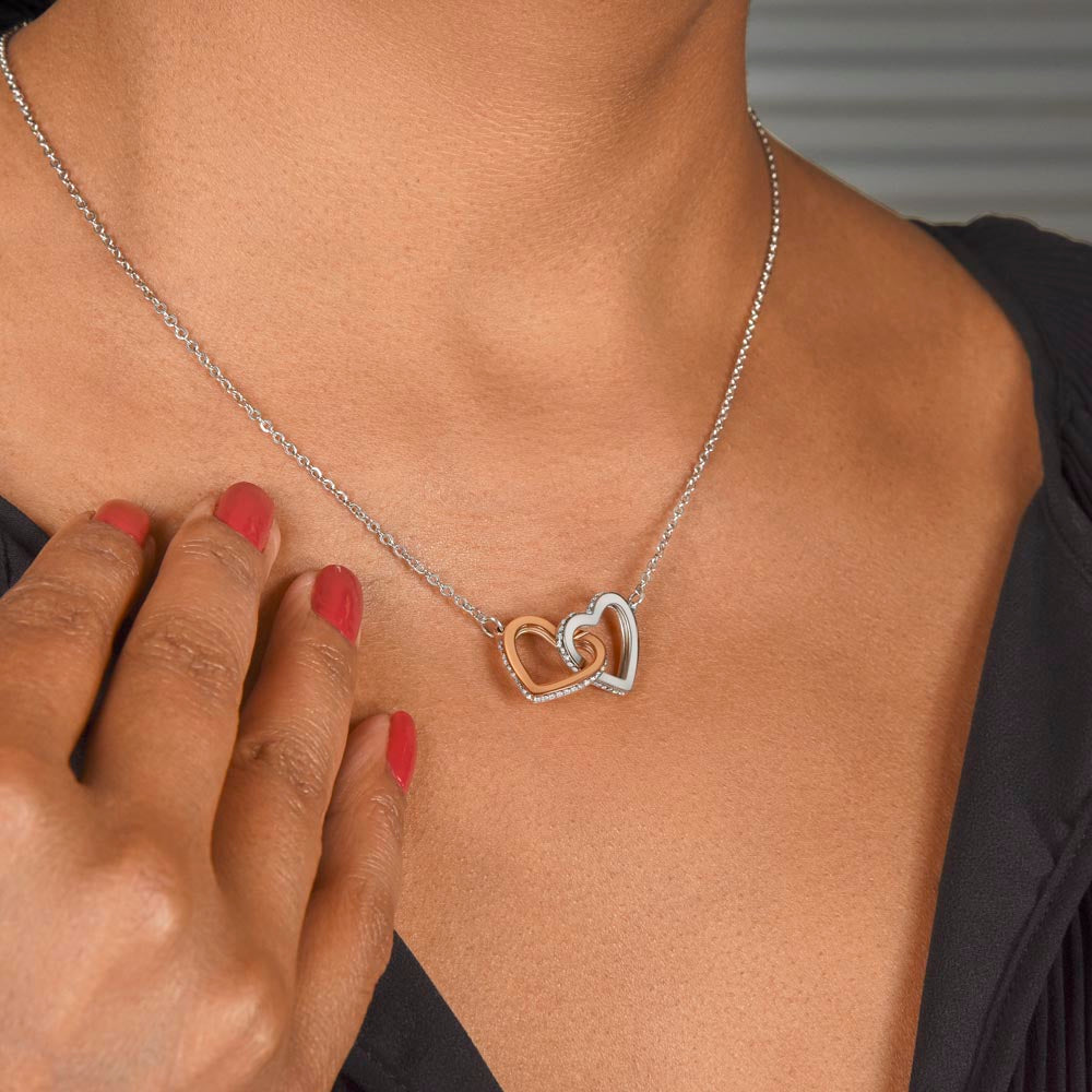 Personalized Interlocking Hearts Necklace with Custom Message Card – A Meaningful Gift for the Woman You Love