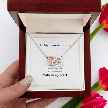 Personalized Interlocking Hearts Necklace with Custom Message Card – A Meaningful Gift for the Woman You Love